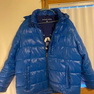 Michael Korz Men’s puffer coat 💙
